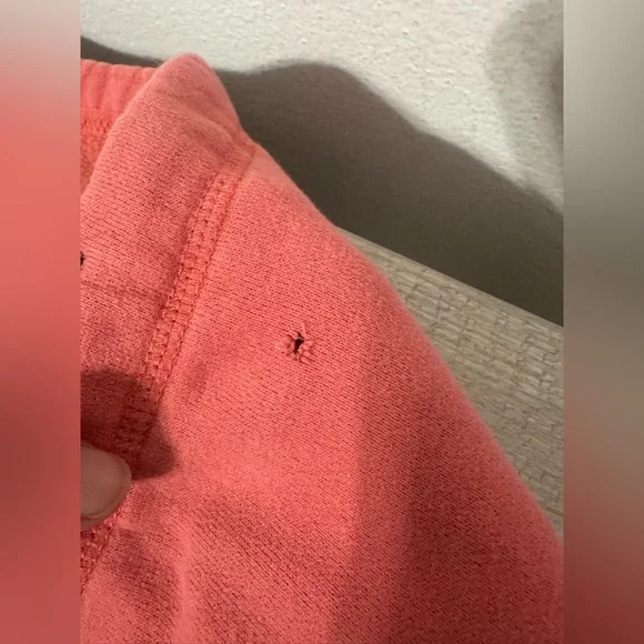 Abercrombie & Fitch Cropped Sweatpants Butt Spell Out Pink y2k 90s Size Medium - Picture 8 of 10